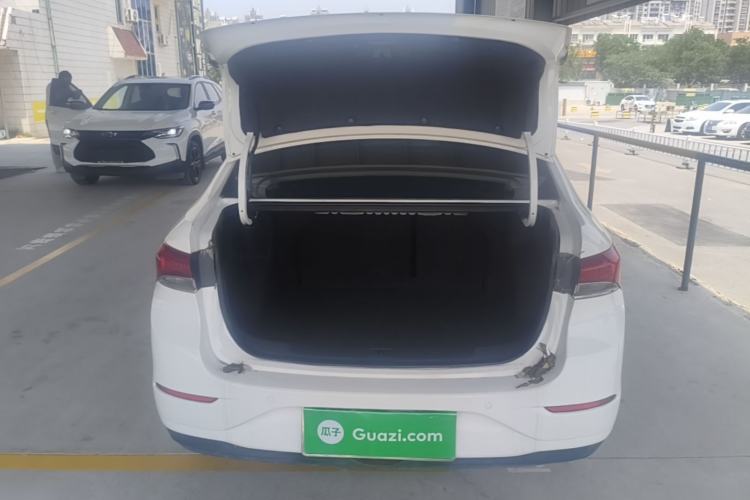 Used Buick GT 2019 18T Automatic Connected Elite Model China VI Standard Trunk