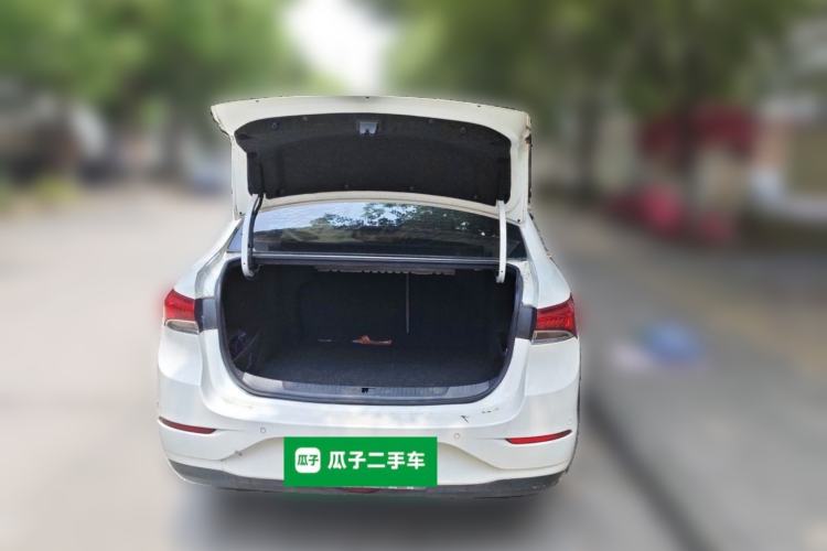 Used Buick GT 2019 15T Dual-Clutch Connected Elite Model China VI Trunk