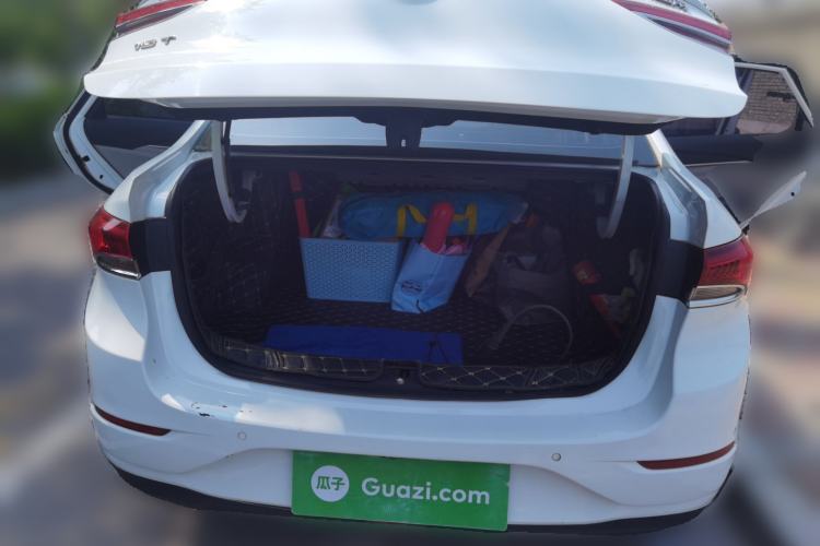 Used Buick GT 2019 15T Dual-Clutch Connected Elite Model China VI Trunk