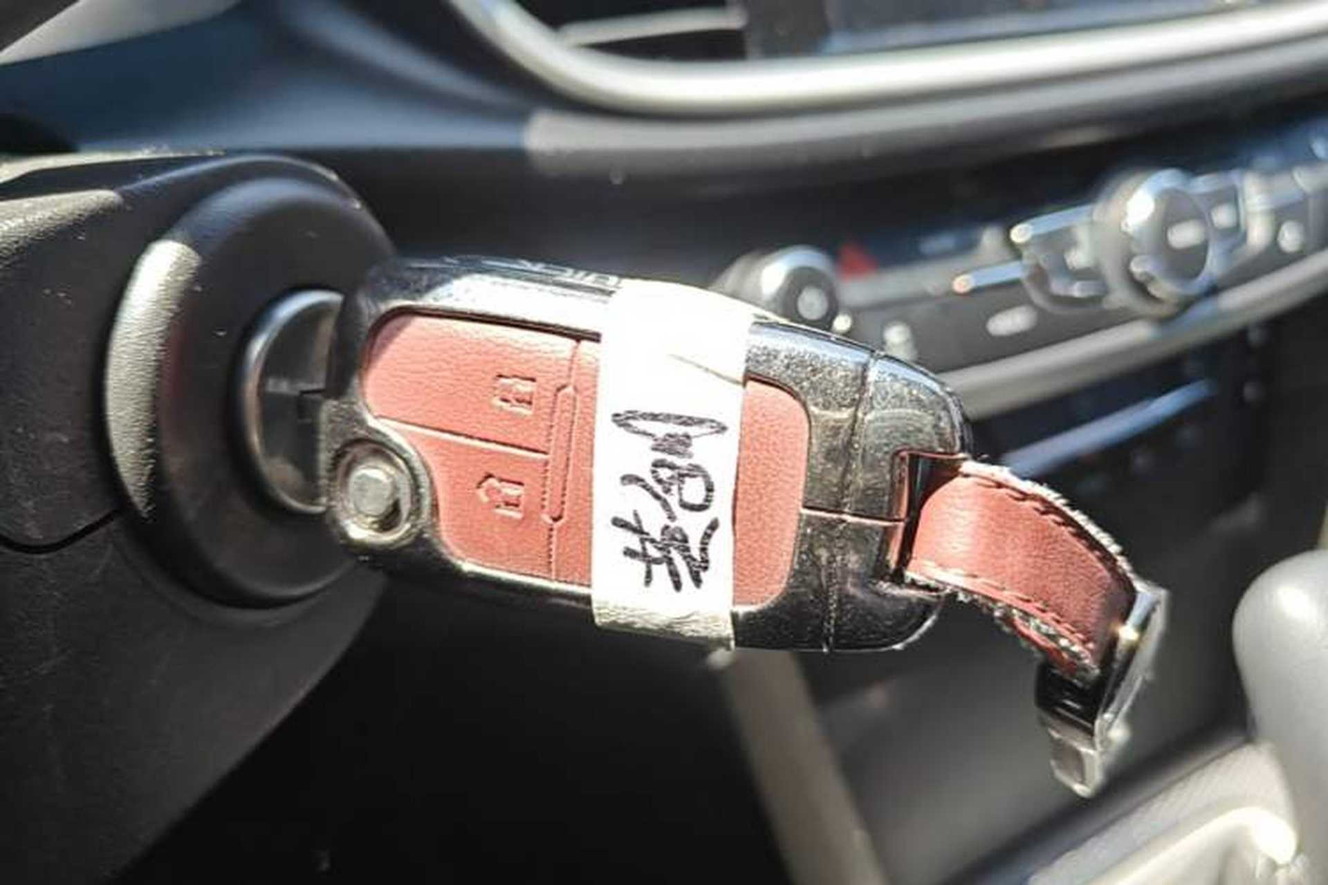Used Buick GT 2019 18T Automatic Connected Elite Model China VI Standard Vehicle Key