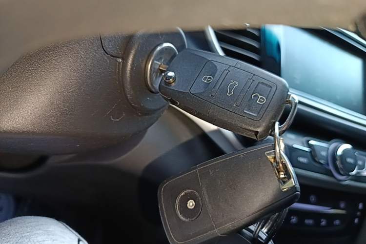 Used Buick GT 2019 18T Automatic Connected Elite Model China VI Standard Vehicle Key