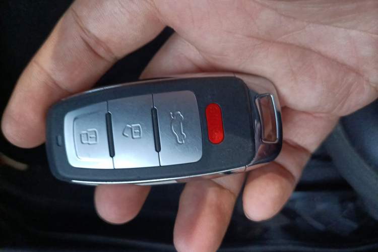 Used Buick GT 2019 18T Automatic Connected Elite Model China V Standard Vehicle Key