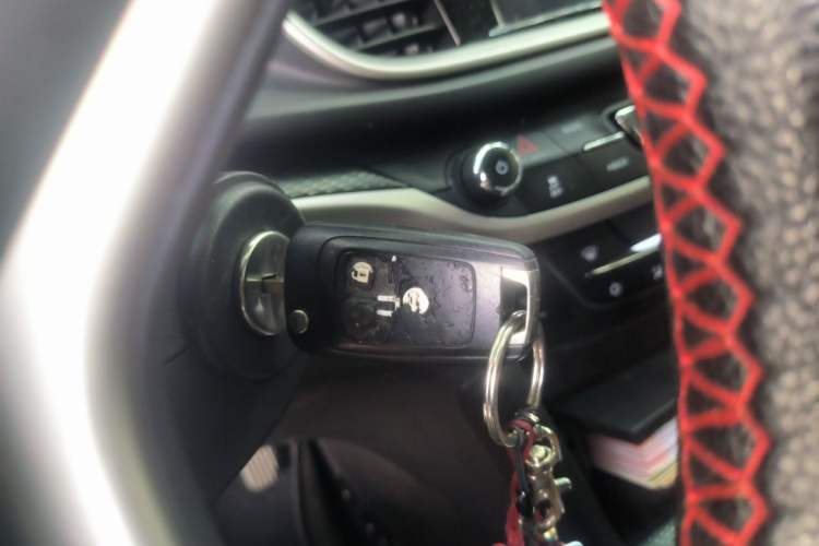 Used Buick GT 2019 18T Automatic Connected Elite Model China VI Standard Vehicle Key