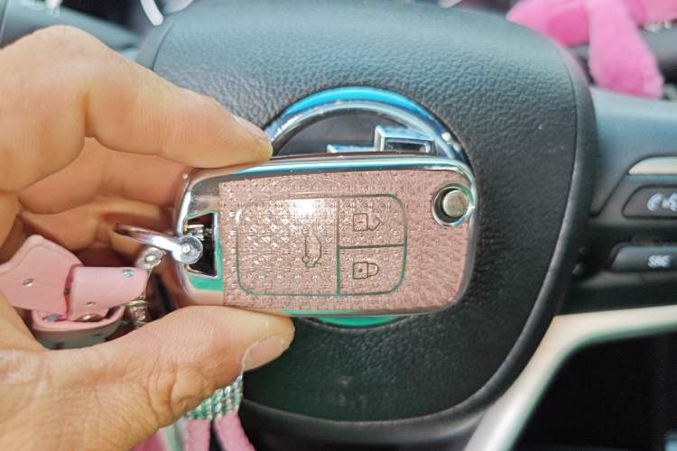 Used Buick GT 2019 18T Automatic Connected Elite Model China VI Standard Vehicle Key