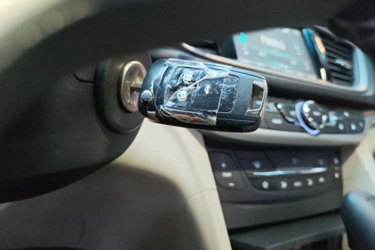 Used Buick GT 2019 15T Dual-Clutch Connected Elite Model China VI Vehicle Key