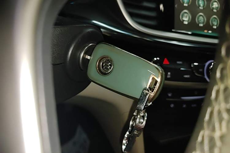 Used Buick GT 2019 15T Dual-Clutch Connected Elite Model China VI Vehicle Key