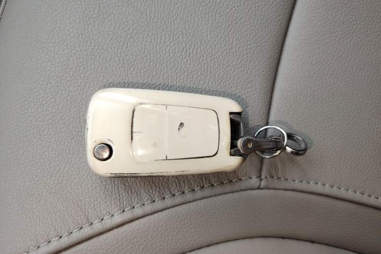 Used Buick GT 2019 15T Dual-Clutch Connected Elite Version China V Standard Vehicle Key
