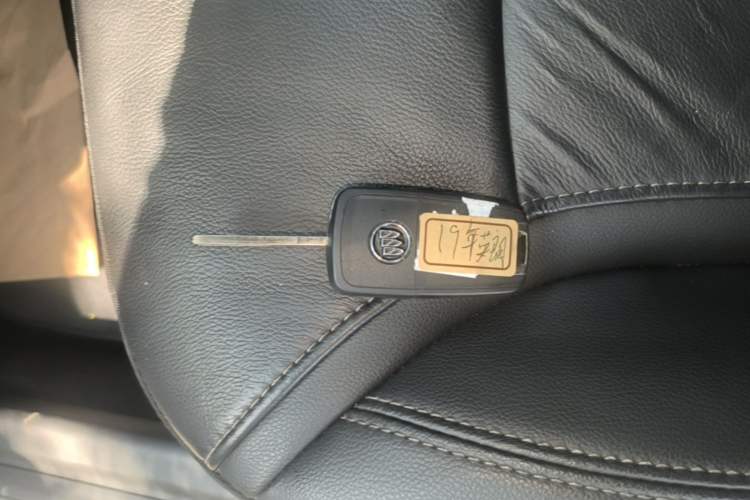 Used Buick GT 2019 18T Automatic Connected Elite Model China VI Standard Vehicle Key