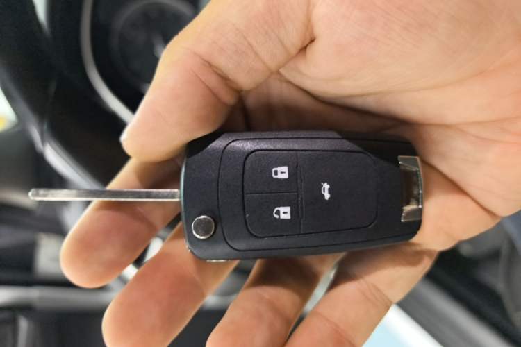 Used Buick GT 2019 18T Automatic Connected Elite Model China VI Standard Vehicle Key