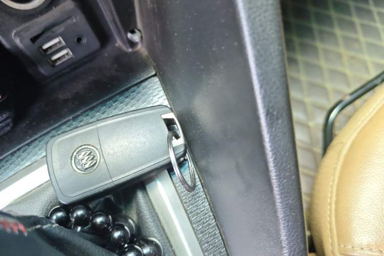 Used Buick GT 2019 18T Automatic Connected Flagship Version China VI Standard Vehicle Key