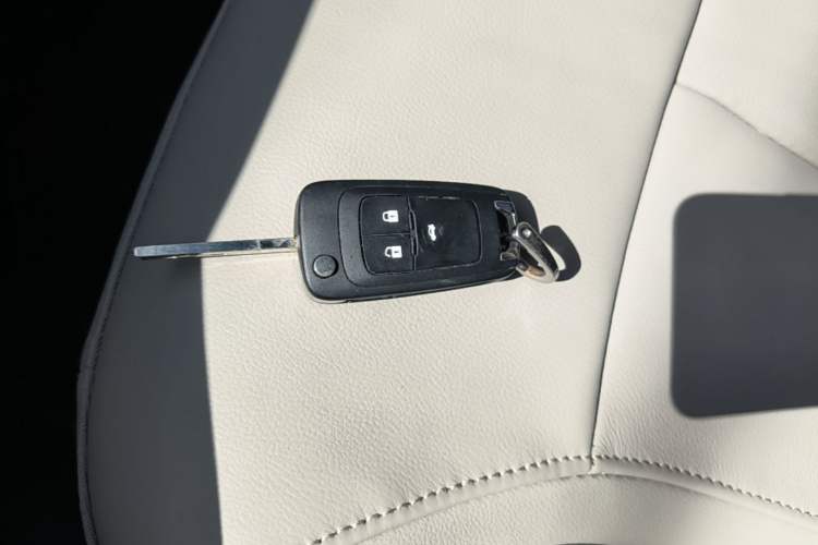 Used Buick GT 2019 15T Dual-Clutch Connected Elite Model China VI Vehicle Key