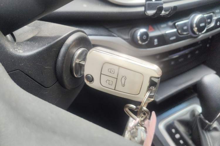 Used Buick GT 2019 18T Automatic Connected Elite Model China V Standard Vehicle Key
