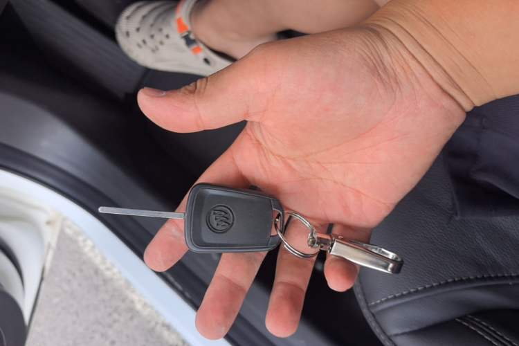 Used Buick GT 2019 18T Automatic Connected Elite Model China V Standard Vehicle Key