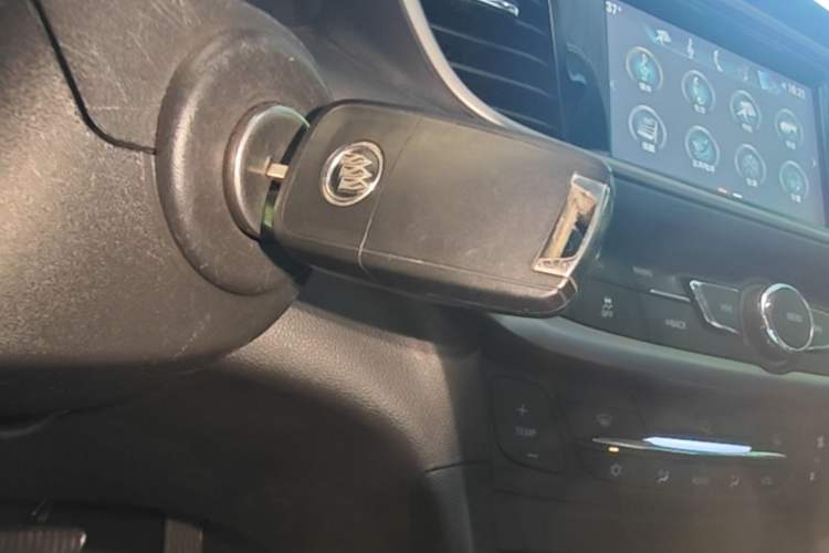 Used Buick GT 2019 18T Automatic Connected Elite Model China VI Standard Vehicle Key