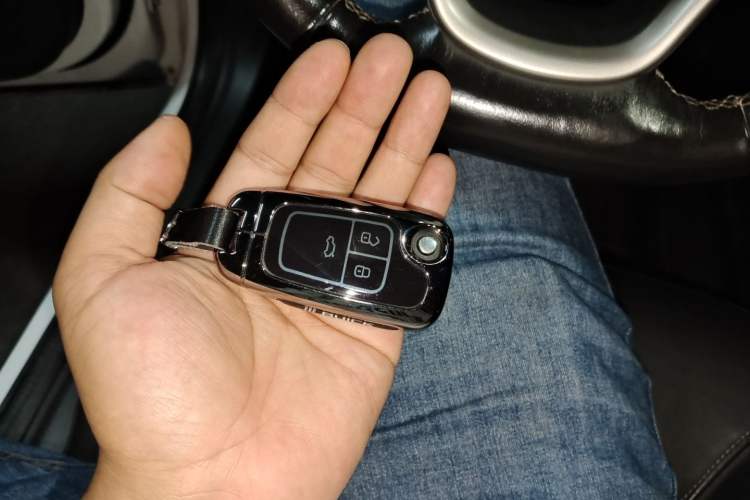 Used Buick GT 2019 18T Automatic Connected Elite Model China V Standard Vehicle Key
