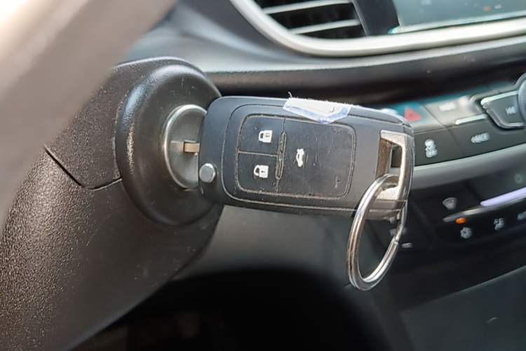 Used Buick GT 2019 18T Automatic Connected Elite Model China VI Standard Vehicle Key
