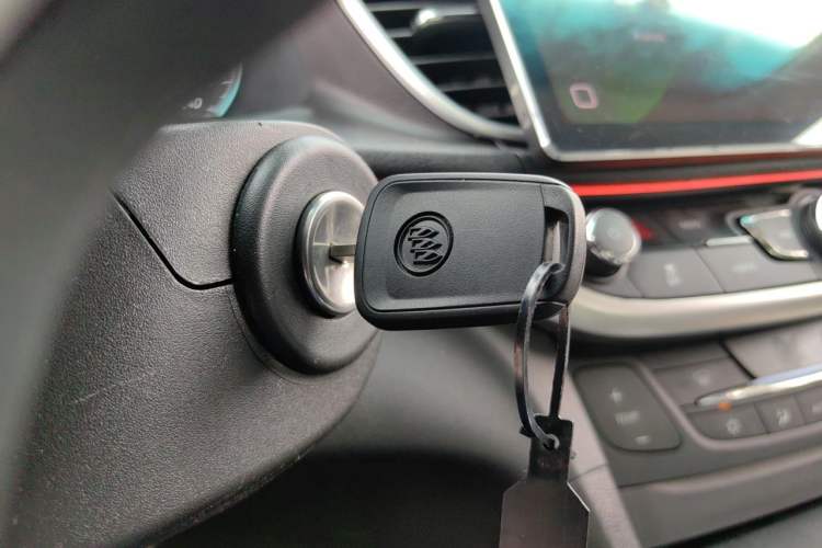 Used Buick GT 2019 18T Automatic Connected Elite Model China VI Standard Vehicle Key