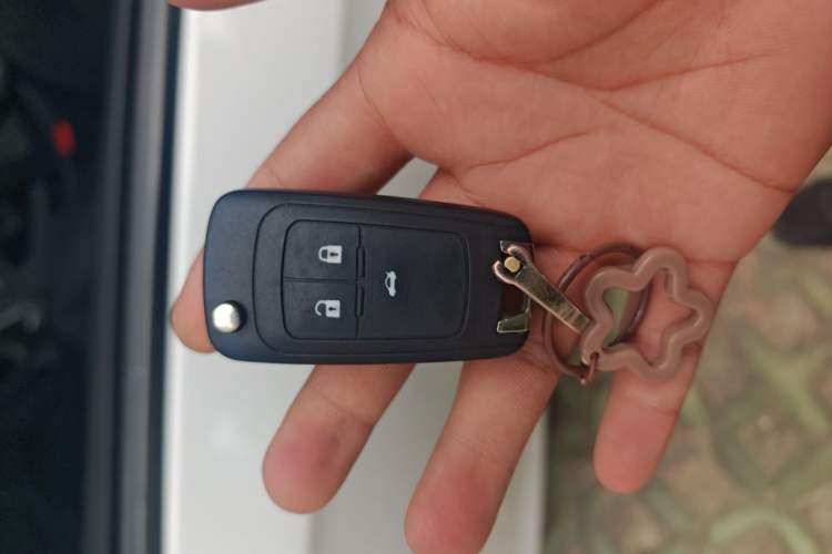 Used Buick GT 2019 18T Automatic Connected Elite Model China VI Standard Vehicle Key