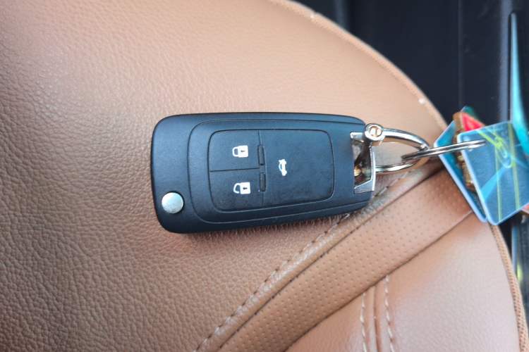 Used Buick GT 2019 18T Automatic Connected Flagship Version China VI Standard Vehicle Key