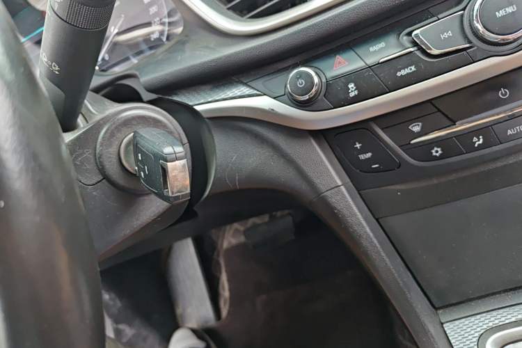Used Buick GT 2019 18T Automatic Connected Elite Model China VI Standard Vehicle Key