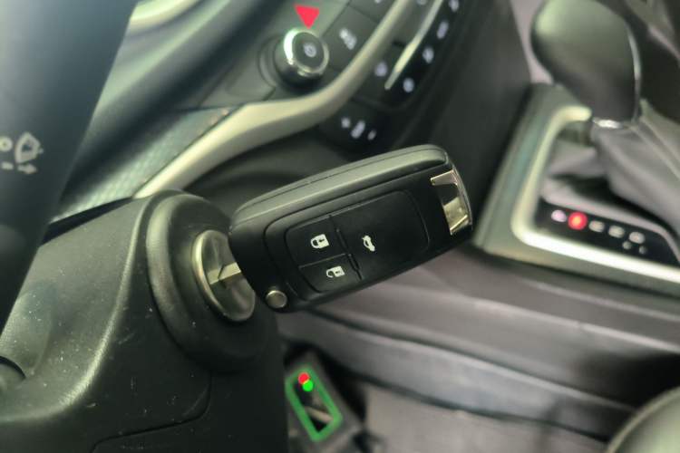 Used Buick GT 2019 18T Automatic Connected Elite Model China V Standard Vehicle Key