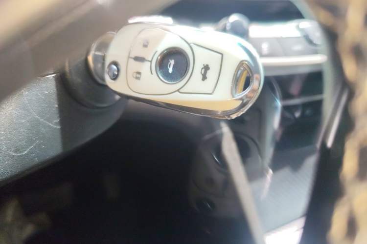 Used Buick GT 2019 18T Automatic Connected Elite Model China VI Standard Vehicle Key