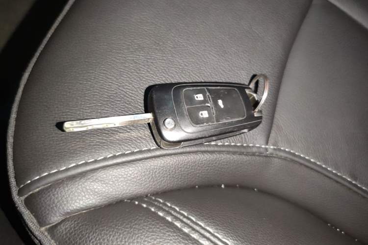 Used Buick GT 2019 18T Automatic Connected Elite Model China VI Standard Vehicle Key
