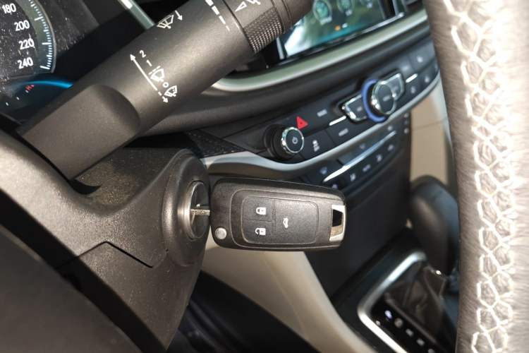 Used Buick GT 2019 15T Dual-Clutch Connected Elite Model China VI Vehicle Key