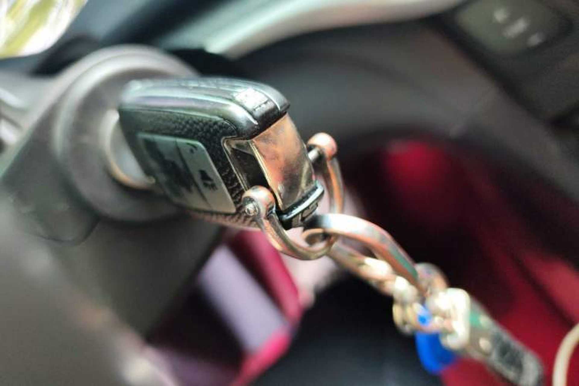 Used Buick GT 2019 18T Automatic Connected Elite Model China VI Standard Vehicle Key