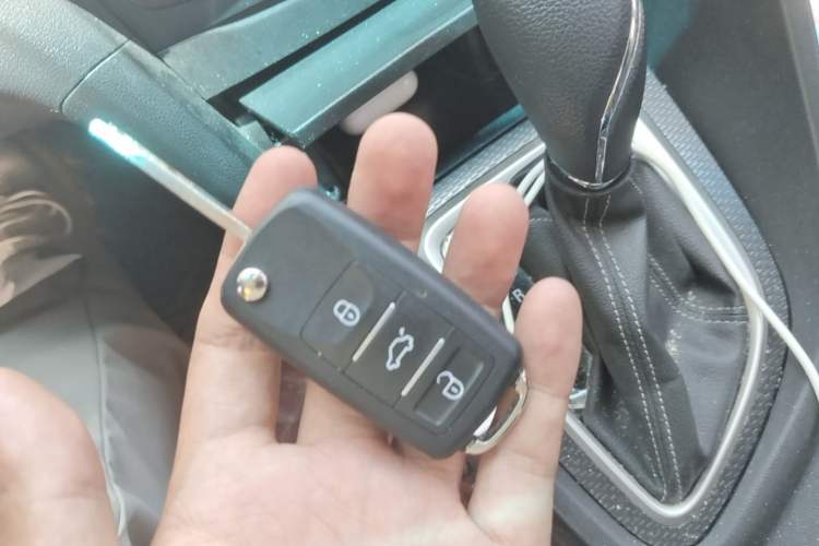 Used Buick GT 2019 18T Automatic Connected Elite Model China VI Standard Vehicle Key