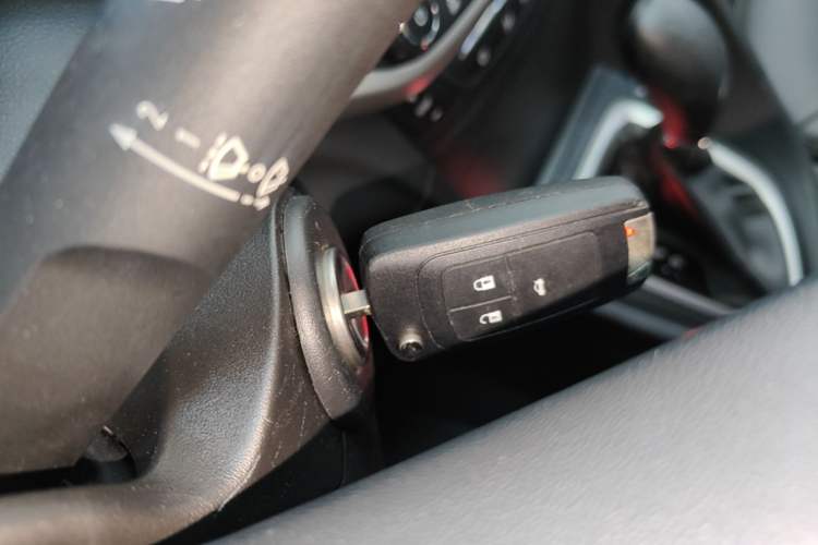 Used Buick GT 2019 18T Automatic Connected Elite Model China VI Standard Vehicle Key