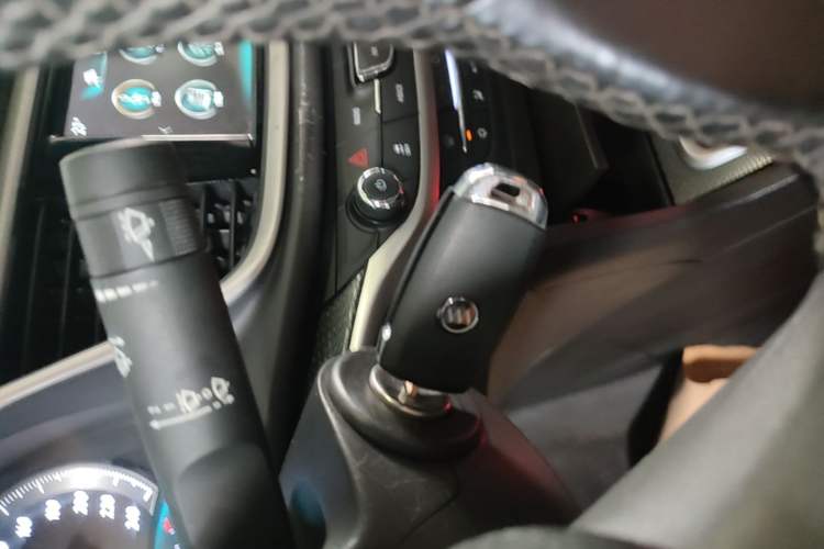 Used Buick GT 2019 18T Automatic Connected Elite Model China VI Standard Vehicle Key