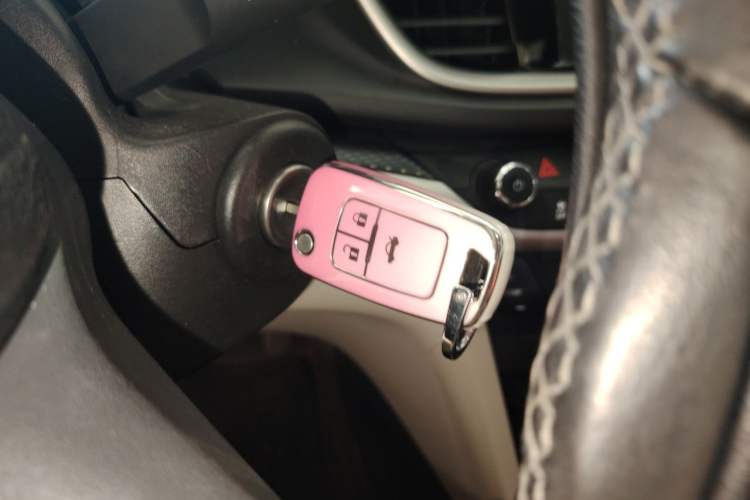 Used Buick GT 2019 15T Dual-Clutch Connected Elite Model China VI Vehicle Key