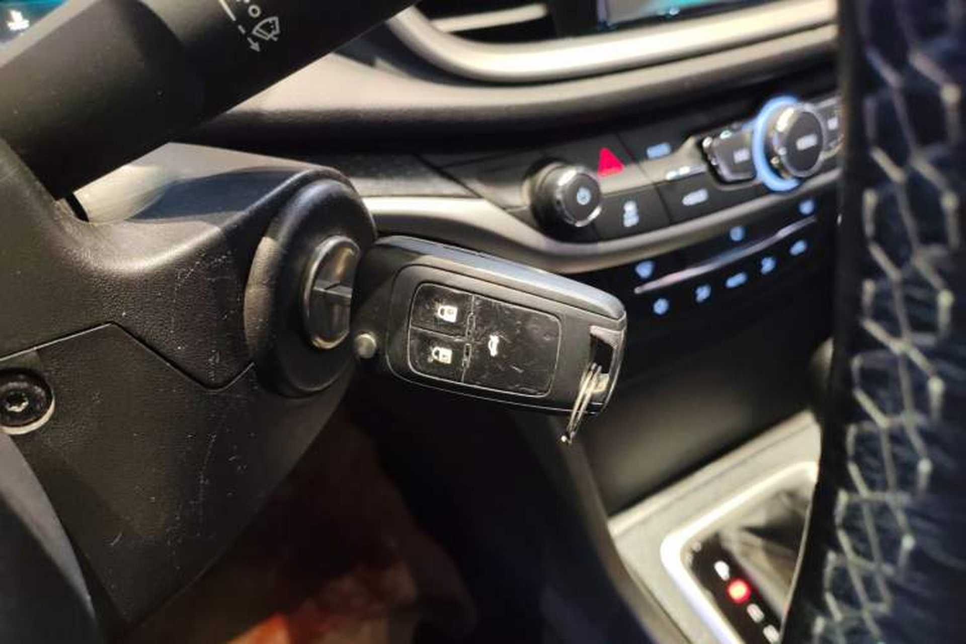 Used Buick GT 2019 18T Automatic Connected Elite Model China VI Standard Vehicle Key