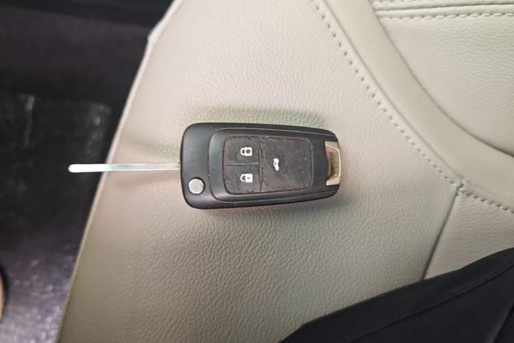 Used Buick GT 2019 15T Manual Elite Version China VI Standard Vehicle Key