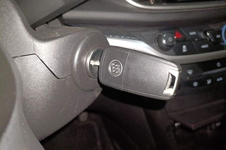 Used Buick GT 2019 18T Automatic Connected Elite Model China VI Standard Vehicle Key