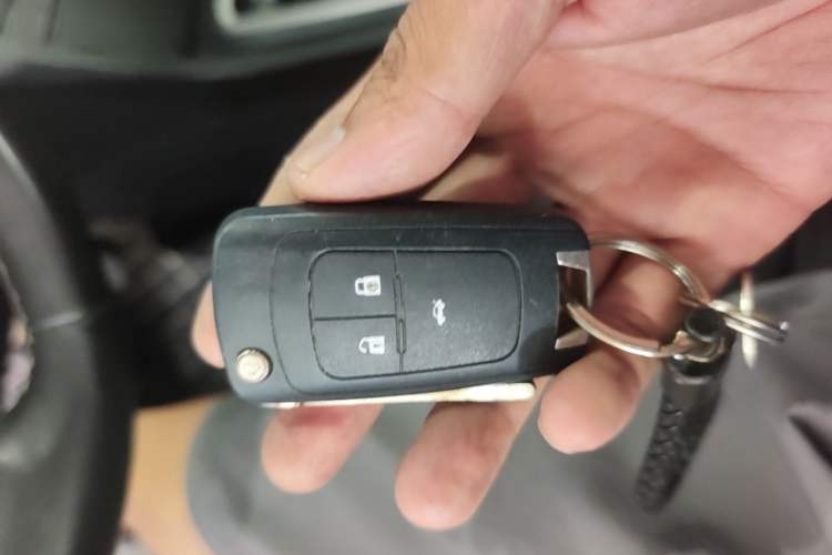 Used Buick GT 2019 18T Automatic Connected Elite Model China VI Standard Vehicle Key