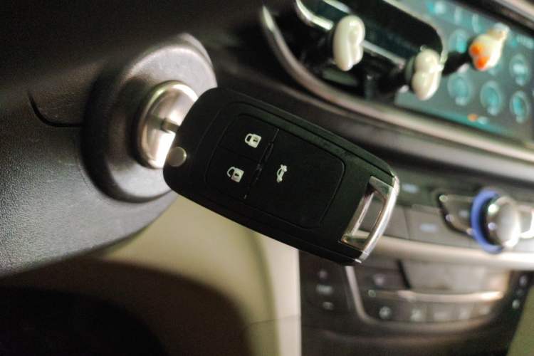 Used Buick GT 2019 15T Dual-Clutch Connected Elite Model China VI Vehicle Key