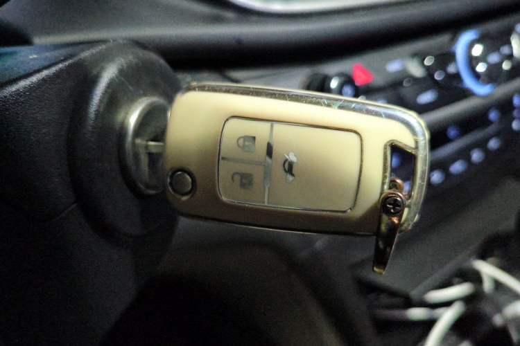 Used Buick GT 2019 18T Automatic Connected Elite Model China VI Standard Vehicle Key