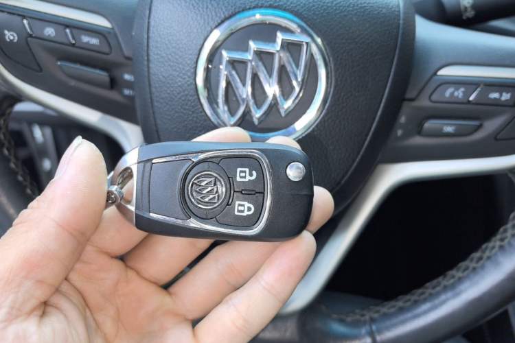 Used Buick GT 2019 18T Automatic Connected Elite Model China V Standard Vehicle Key