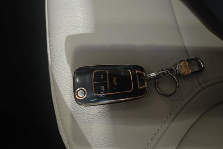 Used Buick GT 2019 15T Dual-Clutch Connected Elite Model China VI Vehicle Key