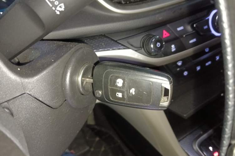 Used Buick GT 2019 15T Dual-Clutch Connected Elite Version China V Standard Vehicle Key