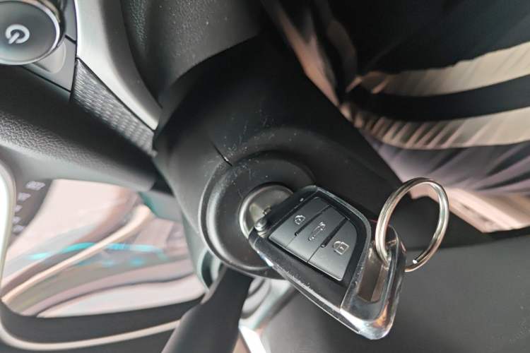 Used Buick GT 2019 18T Automatic Connected Elite Model China VI Standard Vehicle Key