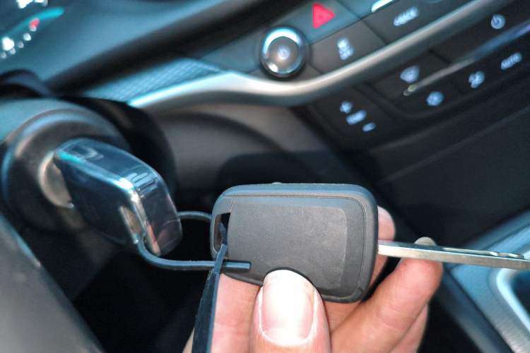 Used Buick GT 2019 18T Automatic Connected Elite Model China VI Standard Vehicle Key