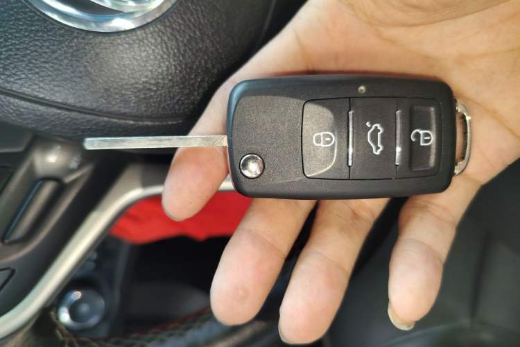 Used Buick GT 2019 18T Automatic Connected Elite Model China V Standard Vehicle Key