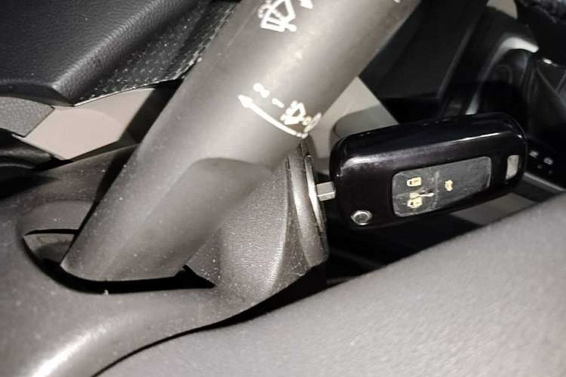Used Buick GT 2019 15T Dual-Clutch Connected Elite Version China V Standard Vehicle Key