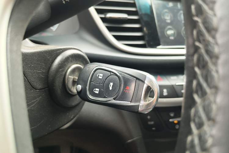 Used Buick GT 2019 18T Automatic Connected Elite Model China VI Standard Vehicle Key