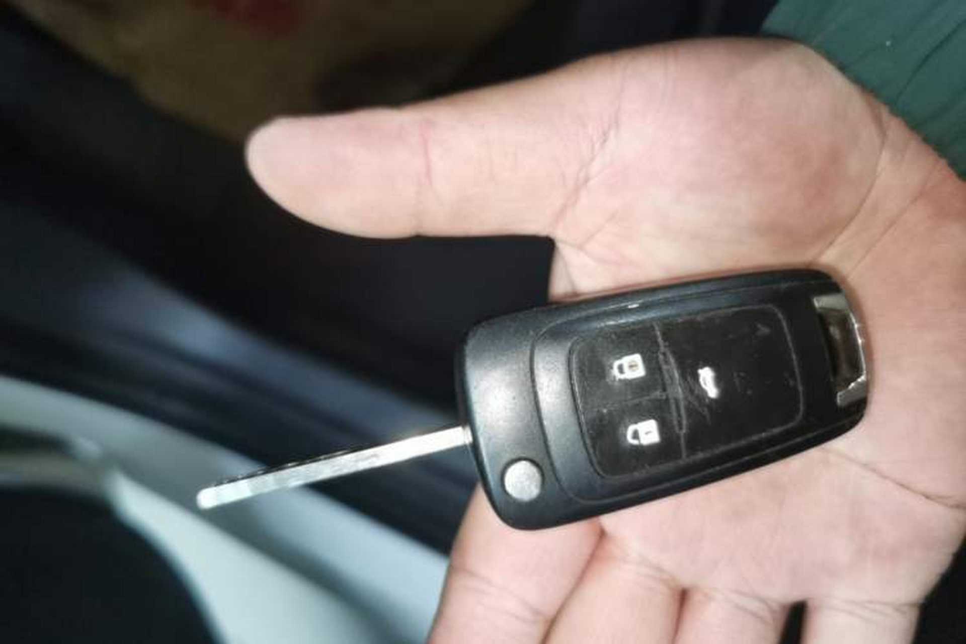 Used Buick GT 2019 18T Automatic Connected Elite Model China VI Standard Vehicle Key