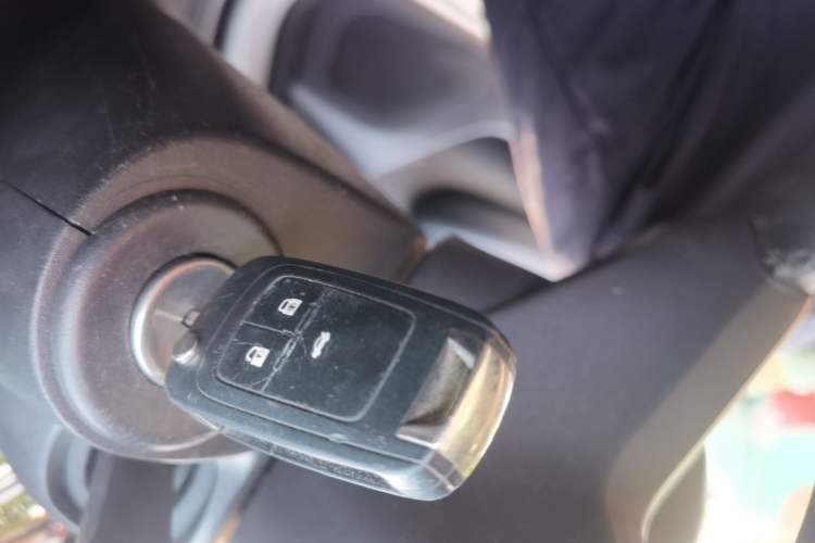 Used Buick GT 2019 18T Automatic Connected Elite Model China VI Standard Vehicle Key