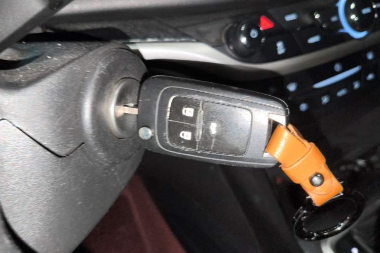 Used Buick GT 2019 18T Automatic Connected Elite Model China VI Standard Vehicle Key